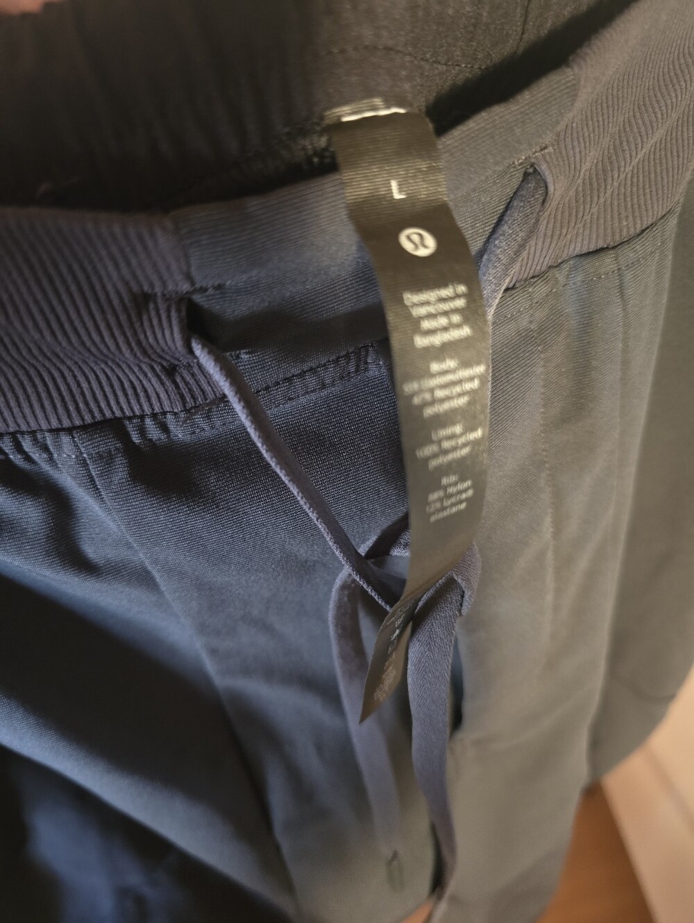 Lululemon Men's Black Drawstring Jogger Pants Size Large Gray - Picture 4 of 5